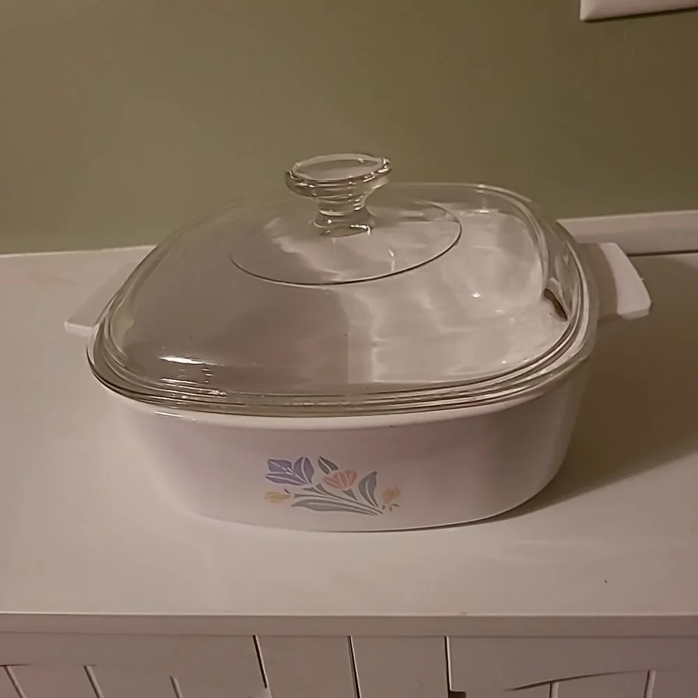 Corningware Friendship Casserole Dish
